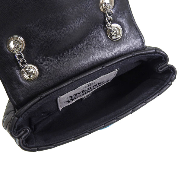 き*姉様 Vivienne Westwood ブラックショルダーバッグ Vivienne Westwood（ヴィヴィアンウエストウッド） バッグ レディース