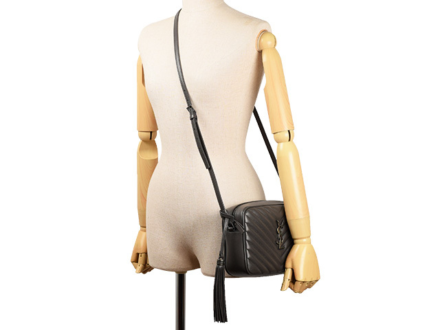 Yves Saint Laurent（イヴ・サンローラン） サンローラン パリ SAINT