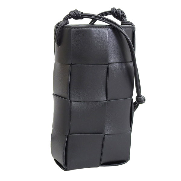 BOTTEGA VENETA ボッテガヴェネタ カセット ショルダーバッグ 黒 カセット のために メンズ で ブラック | ボッテガ・ヴェネタ JP