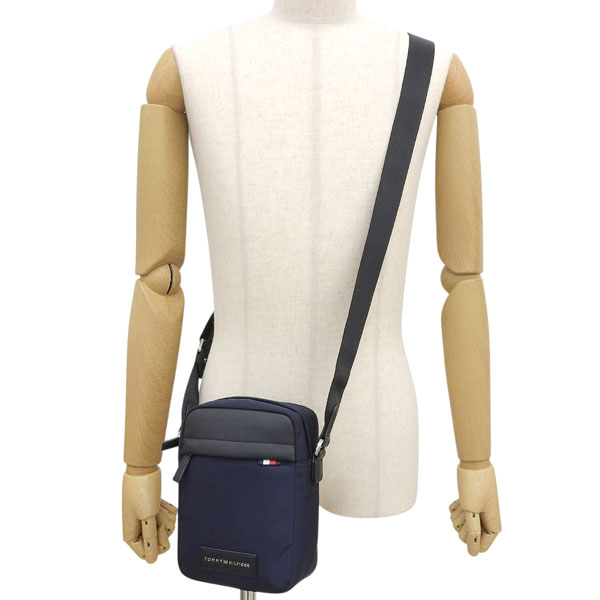 美品☆トミーヒルフィガー　ショルダーバッグ　手提げバッグ TOMMY HILFIGER（トミー・ヒルフィガー） バッグ メンズ ショルダー