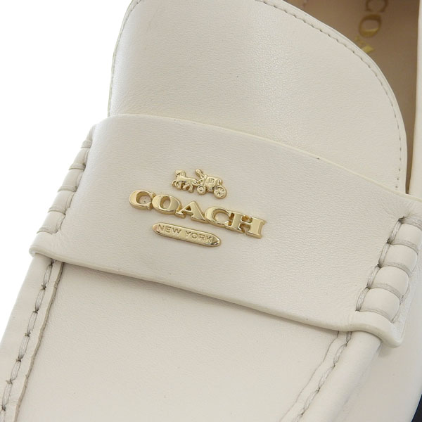 COACH（ローファー/革靴 ・ ホワイト/白色系）のフリマアイテム一覧