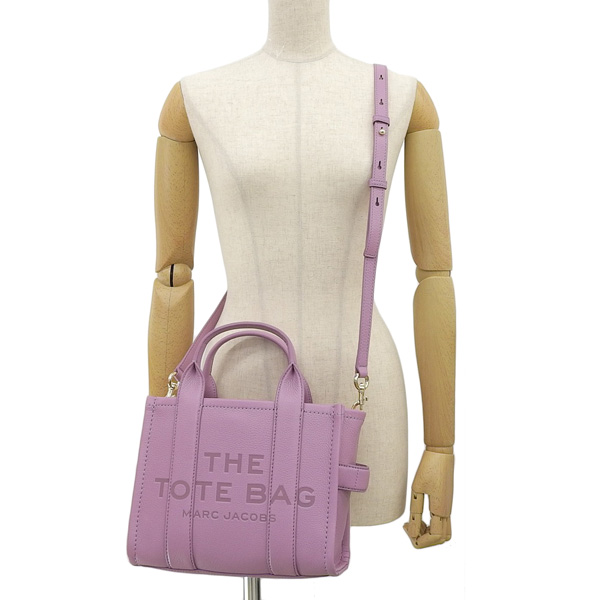 Marc Jacobs パープル The Leather Small トートバッグ Marc Jacobs - The Small Tote leather Lilac - The Corner