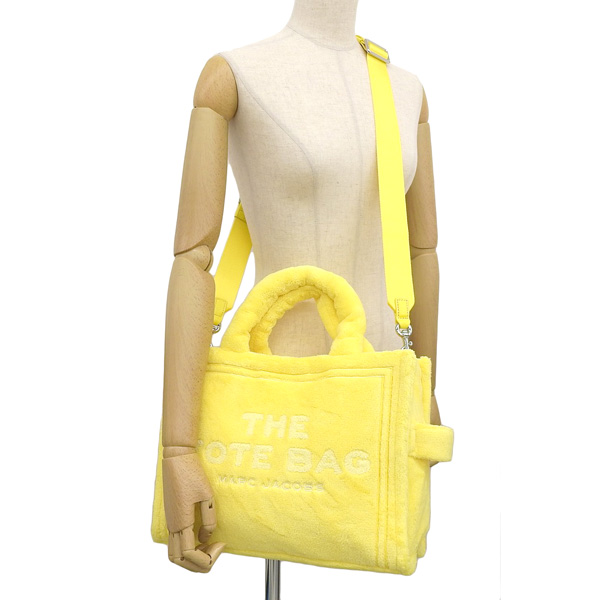 【国内即発】22AW！MARC JACOBS トートバッグ H059M06PF22 700 国内即発】22AW！MARC JACOBS トートバッグ H059M06PF22 700