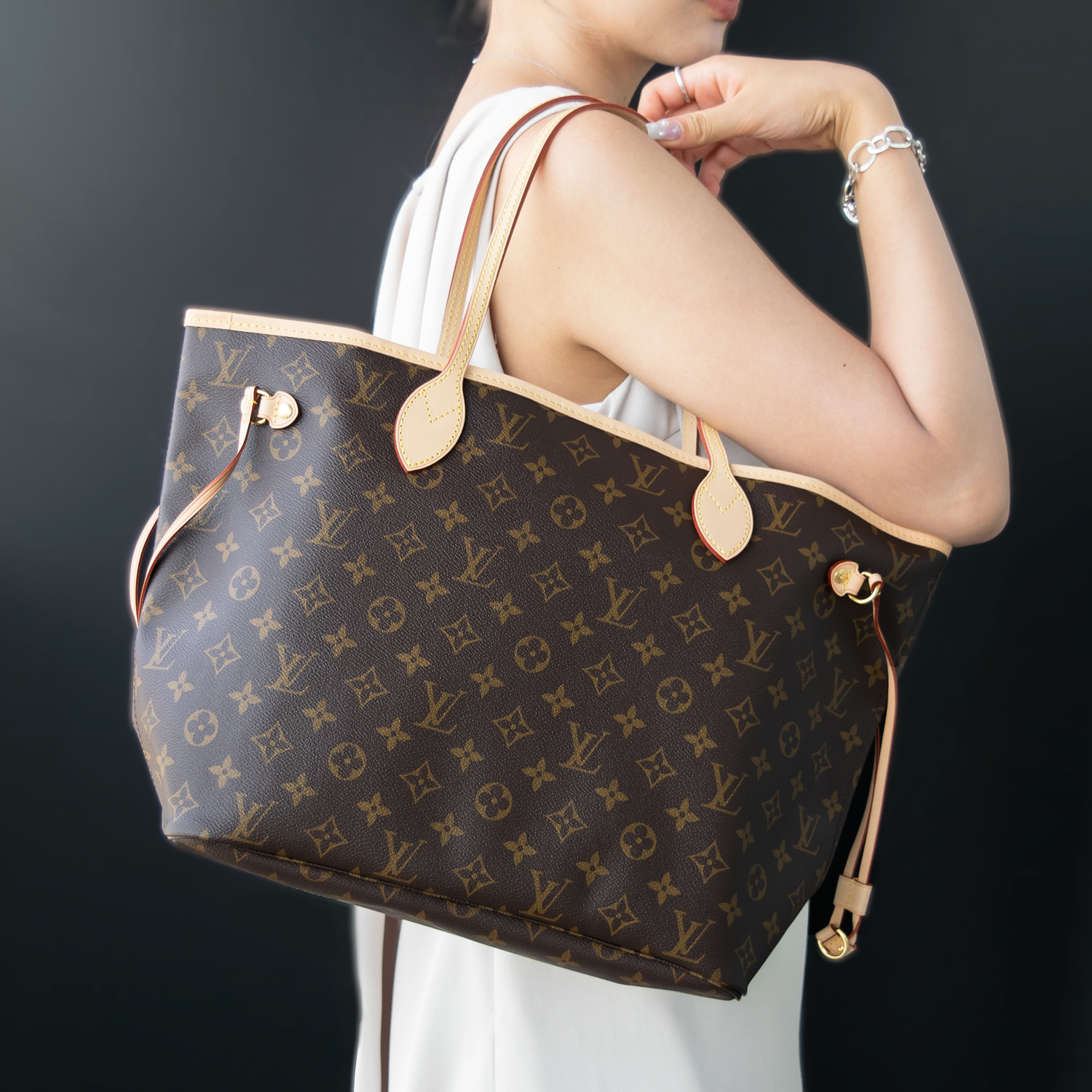 ルイヴィトン LOUIS VUITTON バッグ ネヴァーフルMM モノグラム トート