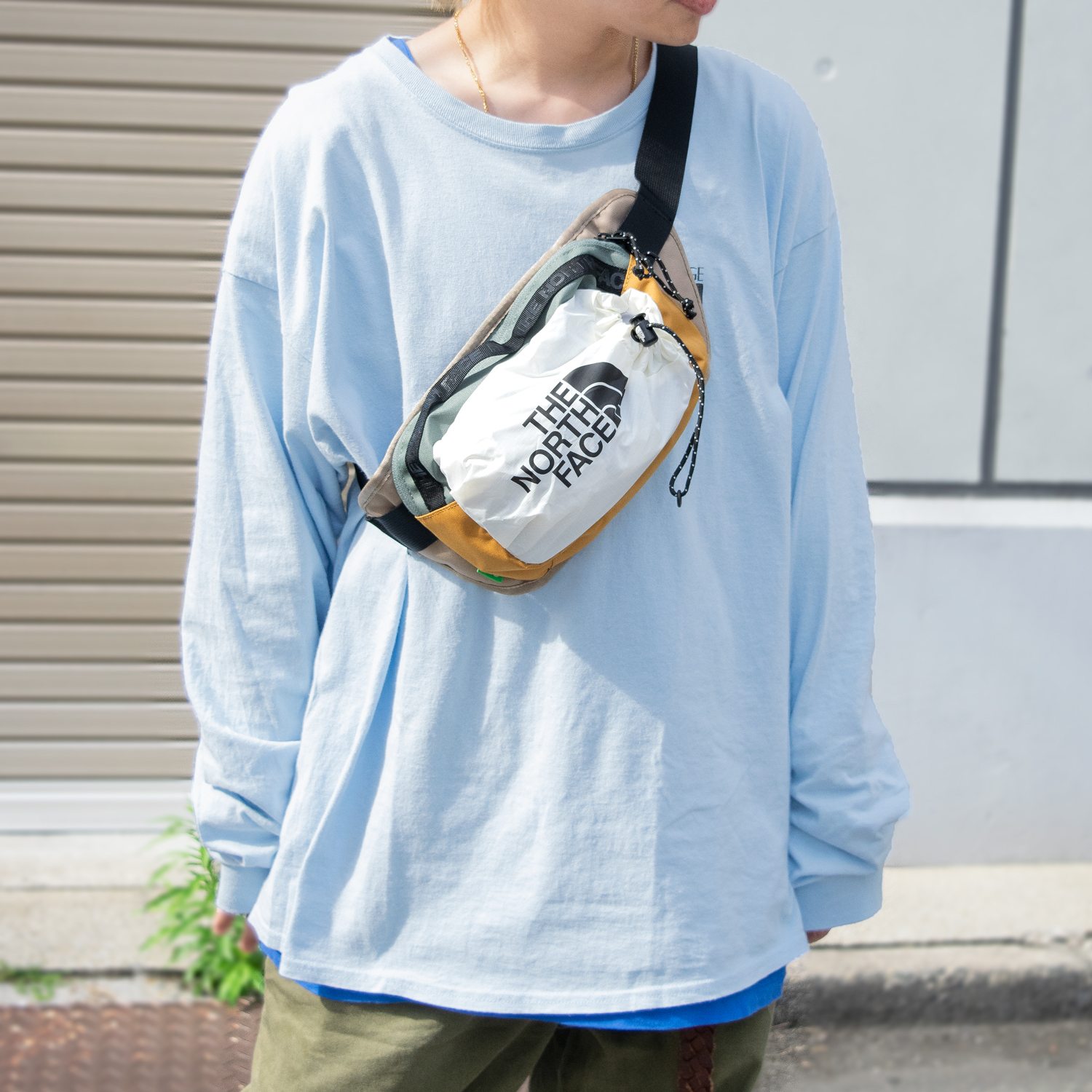 新品 THE NORTH FACE ノースフェイス ウエストバッグ ボディバッグ ファスナーポケット トレッキング マルチユース STANDARD Supreme supreme the north face ウエストバッグ