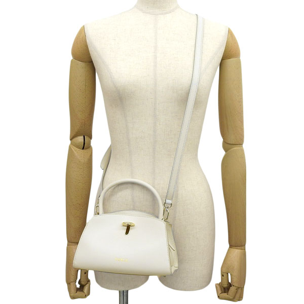 【美品】FURLA GENESI ジェネシー 2way ハンドバッグ ホワイト FURLA - 【美品】FURLA GENESI ジェネシー 2way ハンドバッグ ホワイト