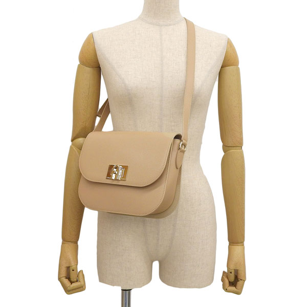 FURLA（フルラ） バッグ レディース ショルダーバッグ レザー ベージュ