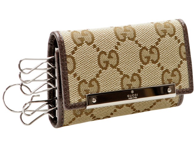 GUCCI のキーケースです。 GGキャンバス グッチ GUCCI キーケース GG METAL BAR 127048