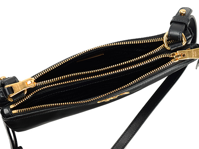 ♪直営アウトレット♪PRADA レザーショルダーバッグ 1BH046 ♪直営アウトレット♪PRADA レザーショルダーバッグ 1BH046