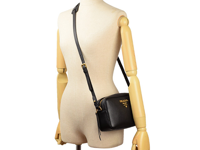 PRADA プラダ バッグ ショルダーバッグ 斜めがけ アウトレット