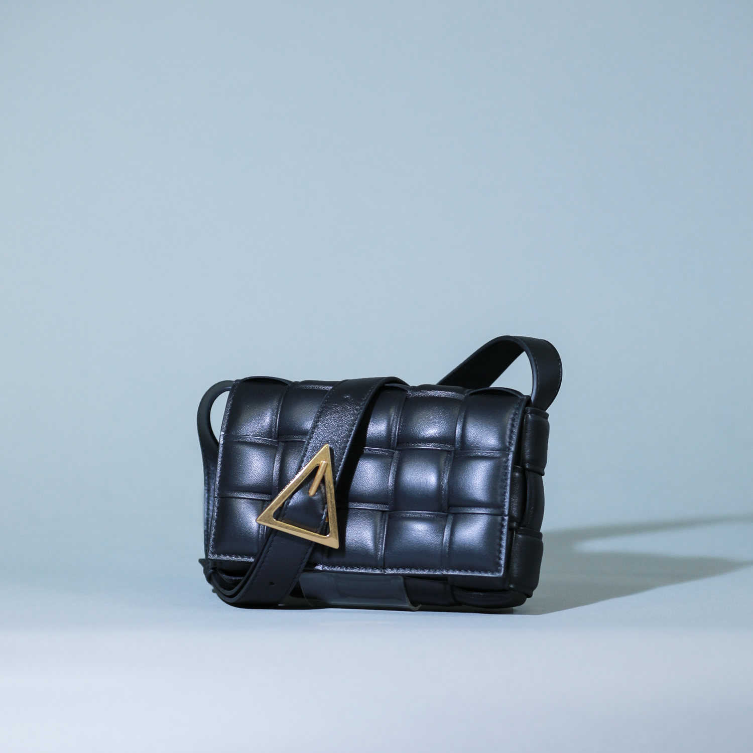 BOTTEGA VENETA ボッテガヴェネタ ショルダーバッグ レディース