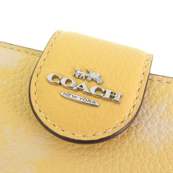むー　COACH 二つ折り財布 イエロー COACH（コーチ） 財布 レディース 2つ折り 折財布 コンパクト