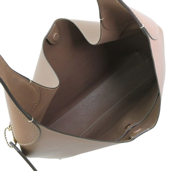 COACH（コーチ） バッグ レディース ショルダーバッグ レザー ダーク