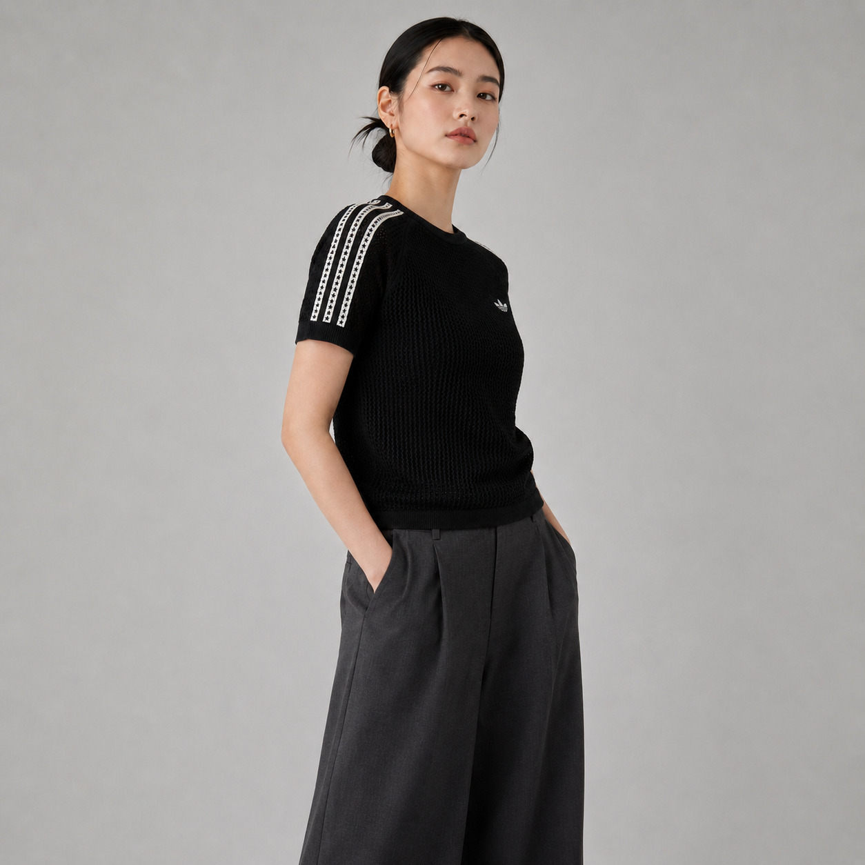 【並行輸入品】 韓国直送 アディダス オリジナルス 半袖 Tシャツ レディース ニット クロシェ カリ ティー KE0200 KC6481 adidas Originals 特価 | adidas Originals | 08