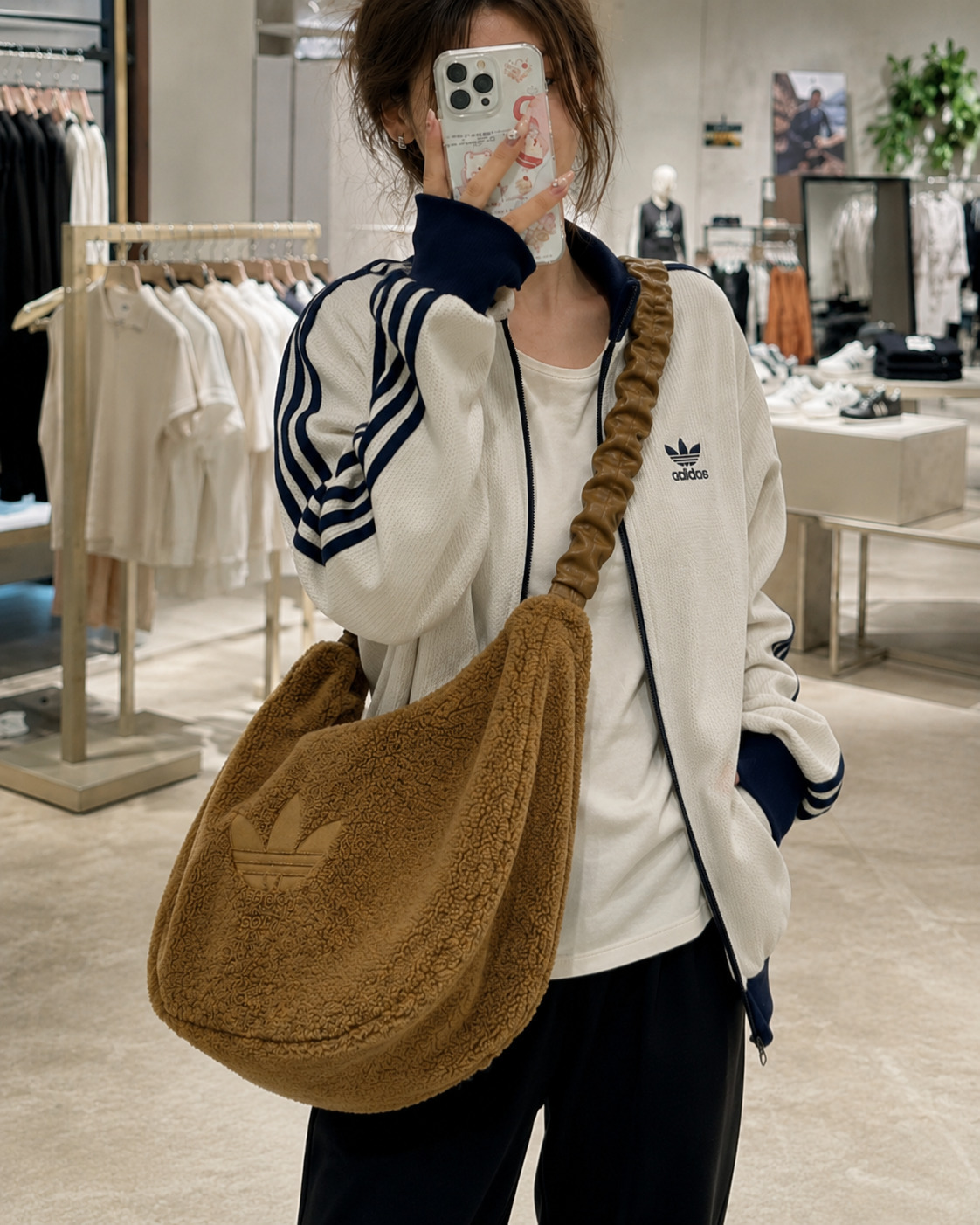 【並行輸入品】 韓国直送 アディダス オリジナ...の詳細画像3