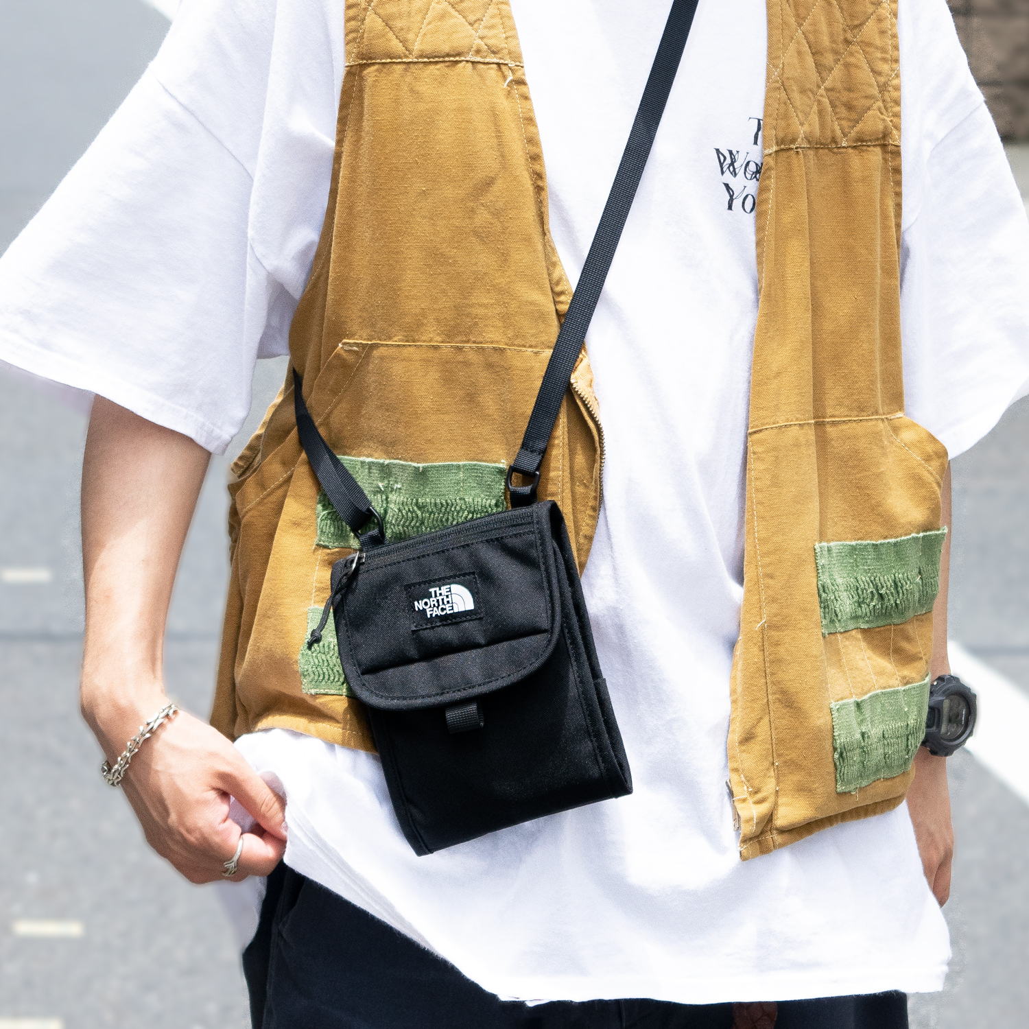 THE NORTH FACE ML SLIM POUCH/EX ノースフェイス クロスバッグ THE NORTH FACE ノースフェイス クロスバッグ ML SLIM POUCH/EX