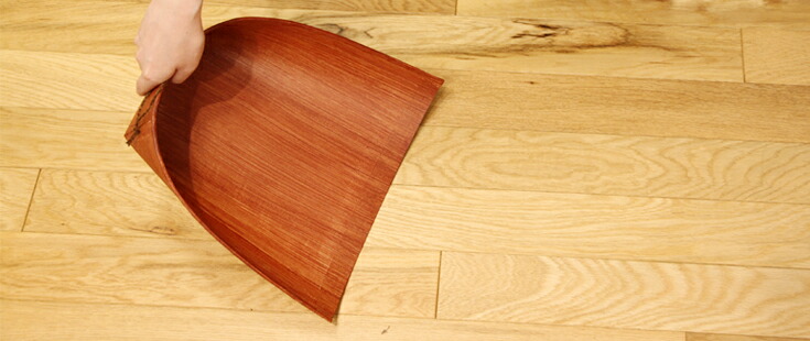 ゴミを集めやすく捨てやすい、白木屋傳兵衛の「はりみ」