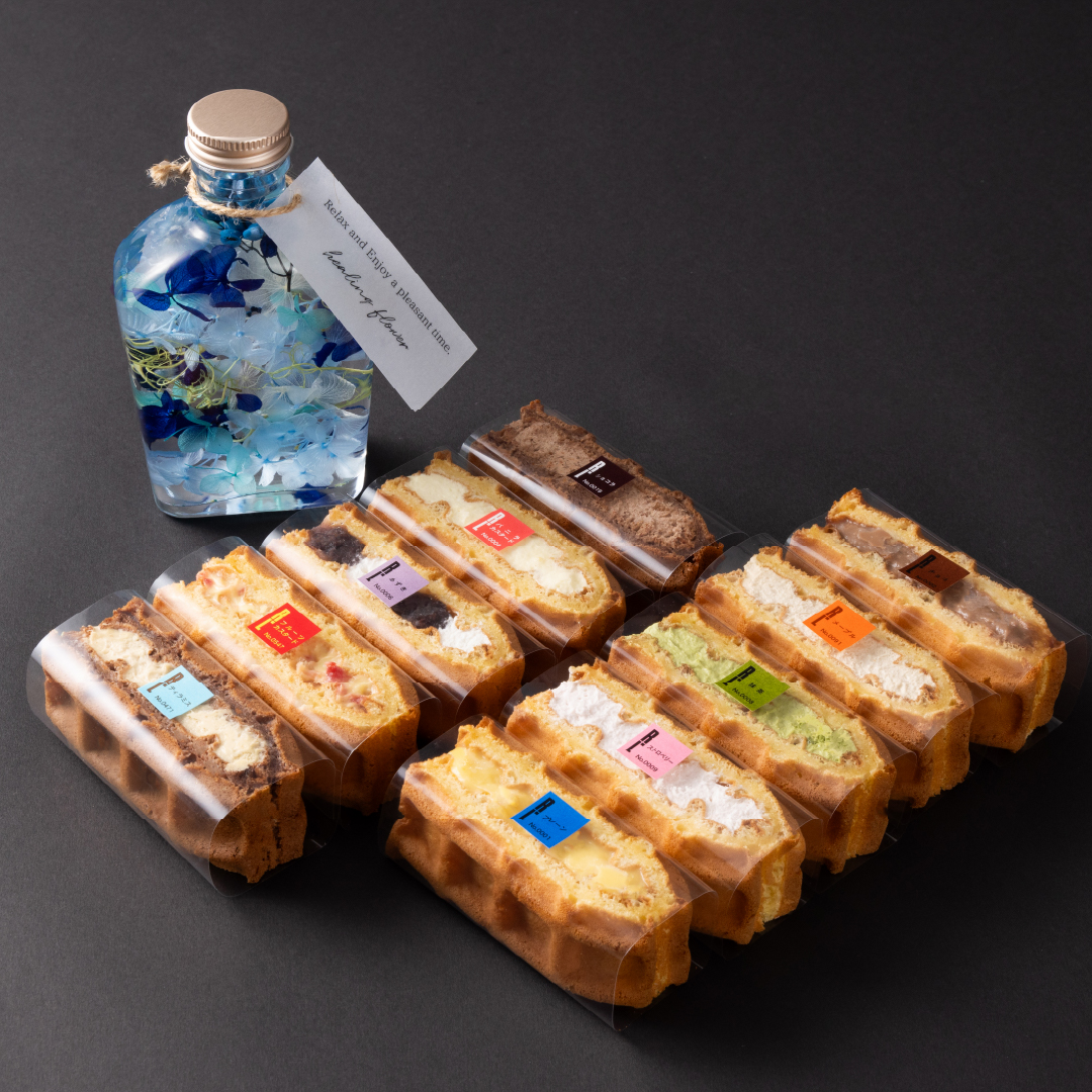 母の日 遅れてごめんね 父の日 2025 プレゼント 花 ギフト お菓子 スイーツ 誕生日ケーキ ポイント利用 ハーバリウム ワッフル ケーキ 10個 | R.L | 02