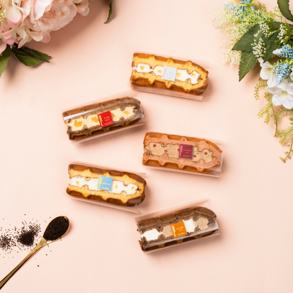 母の日 プレゼント ギフト お菓子 2025 スイーツ 誕生日ケーキ 退職 お礼の品 ポイント利用 季節 ワッフル ケーキ 10個 | R.L | 02