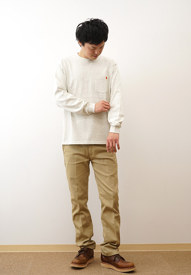 UNIVERSAL OVERALL（ユニバーサルオーバーオール） 長袖 Tシャツ ロンT