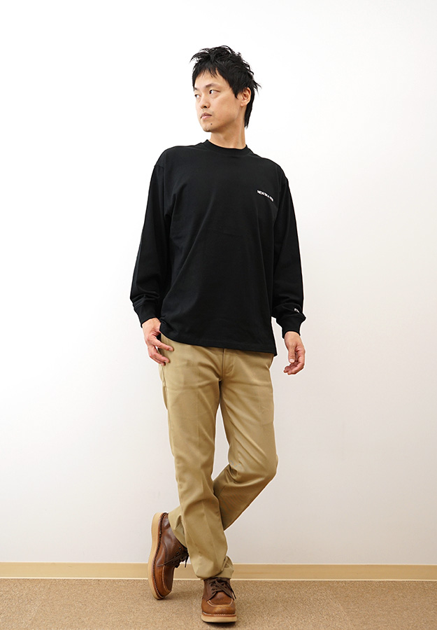 New Era ニューエラ 長袖 オーバーサイズド コットン Tシャツ NEW ERA 1920 ロンT メンズ レディース 黒 白 アメカジ ストリート おしゃれ 14682695 14682697 | NEW ERA | 03