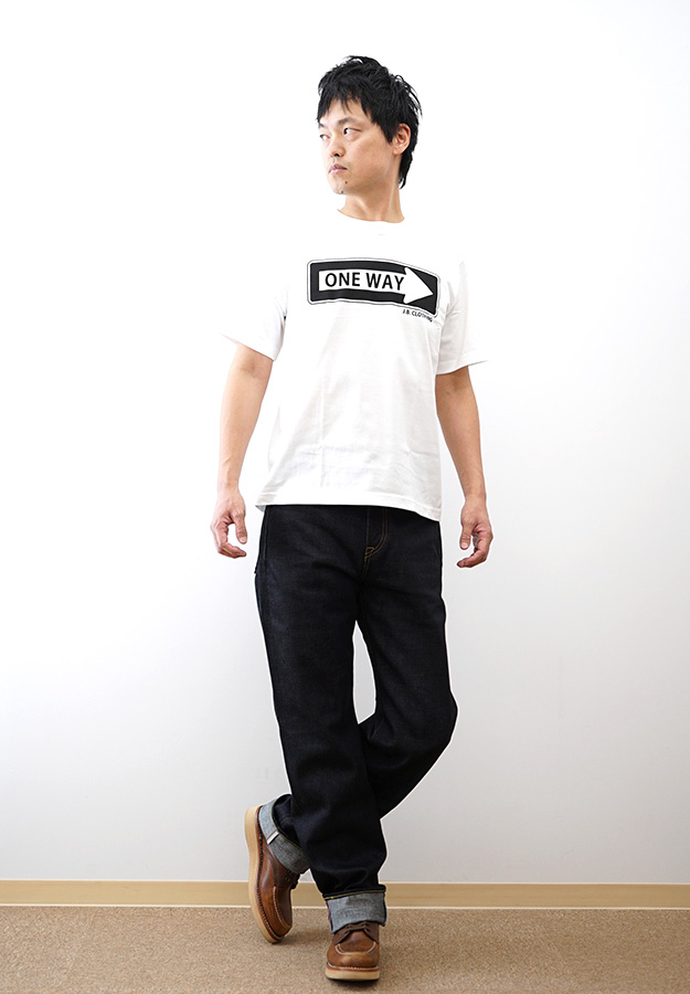 桃太郎ジーンズ（MOMOTARO JEANS） スタンダード ストレート ジーンズ