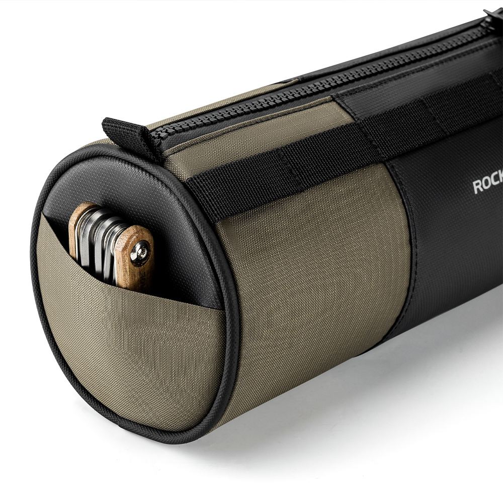 フロントバッグ