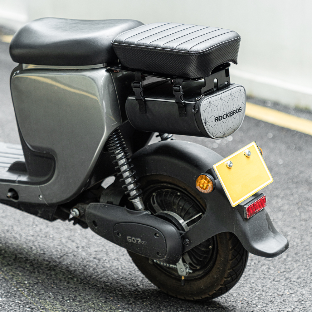 バイクバッグ