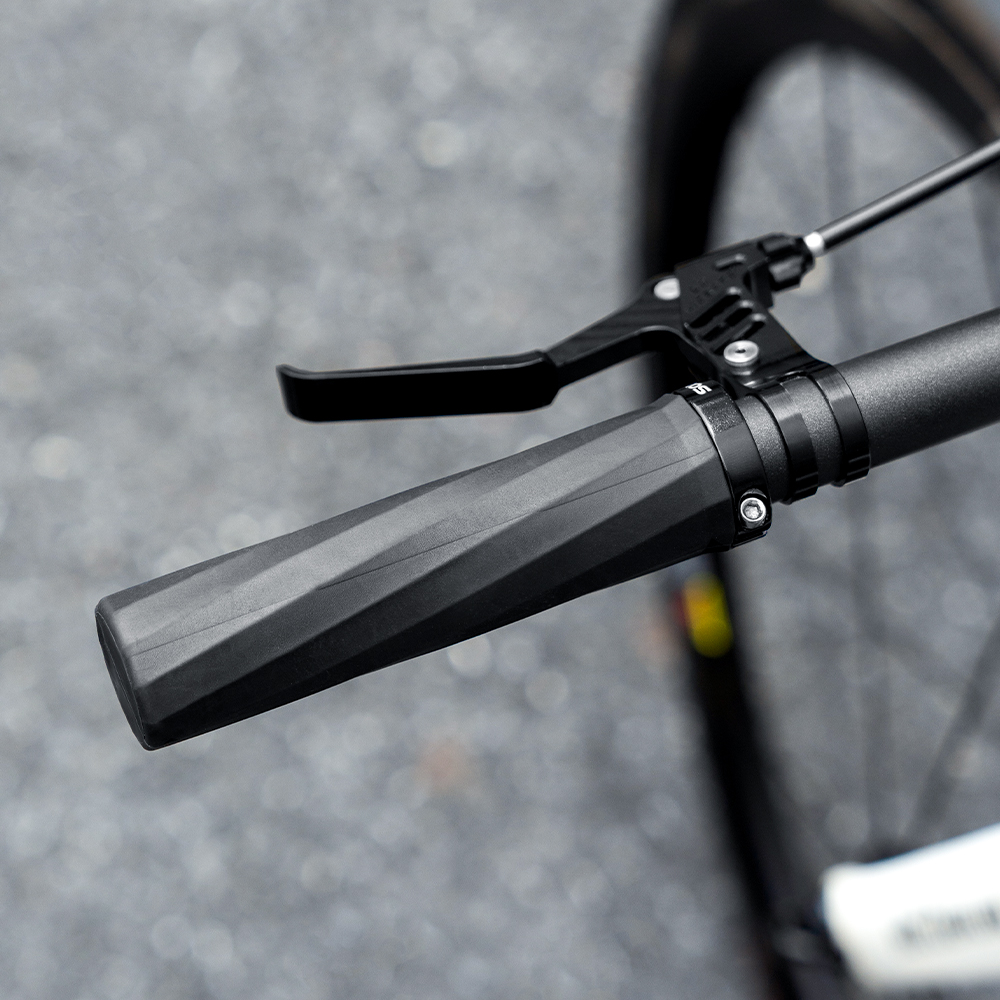 ROCKBROS グリップ 自転車 交換 TPEグリップ ハンドル 交換 汚れ 手の