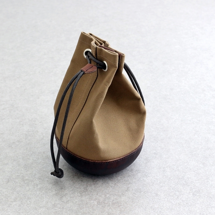 Butler Verner Sails（バトラーバーナーセイルズ） モールドレザー巾着