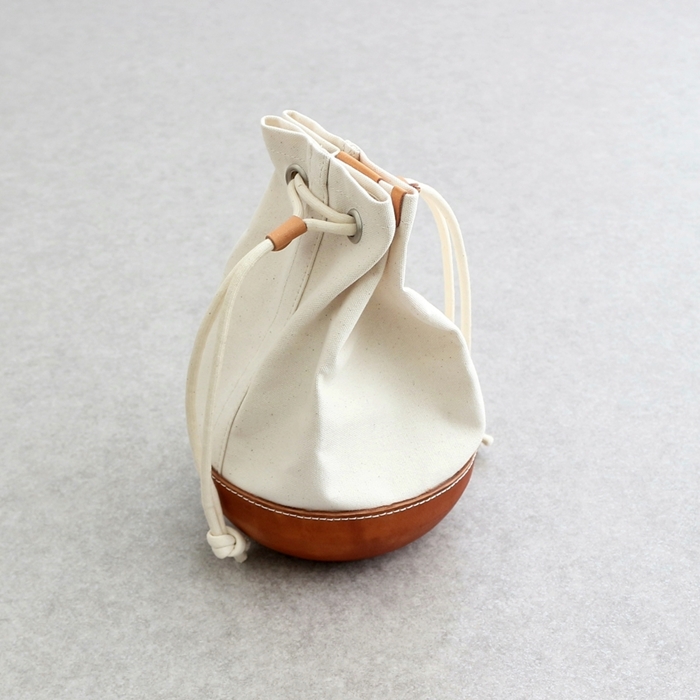 Butler Verner Sails（バトラーバーナーセイルズ） モールドレザー巾着