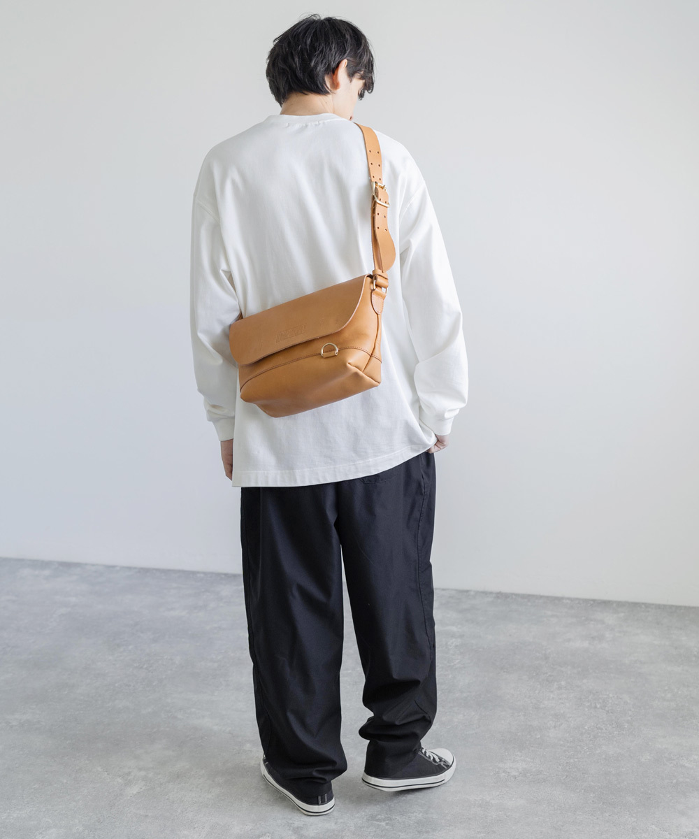 ZEGNA レザーメッセンジャーバッグ FIVE WOODS メッセンジャーバッグ メンズ ショルダー レザー