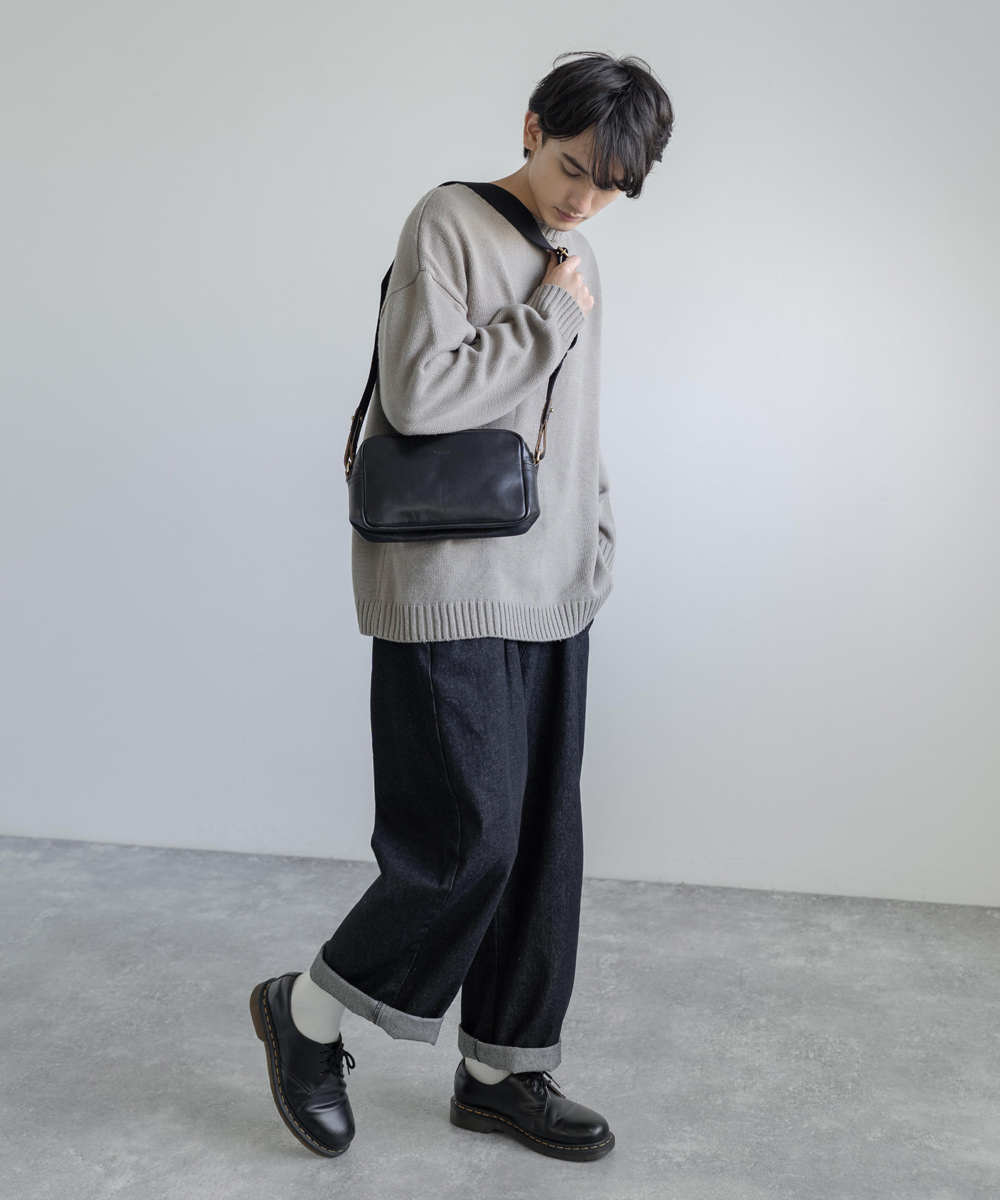 JOHN VARVATOS ジョン ヴァルヴェイトス レザーショルダーバッグ
