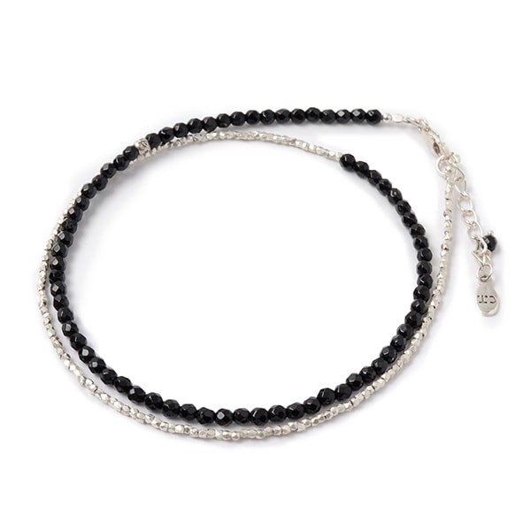 CHALISA T..（チャリッサ・ティー） オニキス Wラップ アンクレット / カレンシルバー / 3mm マルチカットビーズ / レディース | ROCOCO | 01