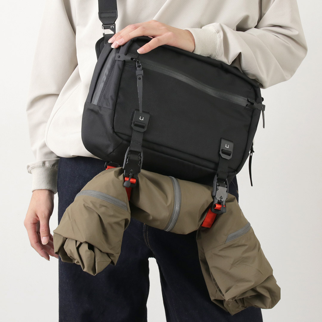 ブラックエンバー　V-Buckle Strapのみ mens-duffle-backpack_36d2b024-