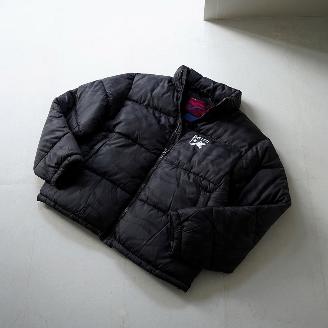 By Parra（バイパラ） ブロークンFTP パファージャケット / アウター