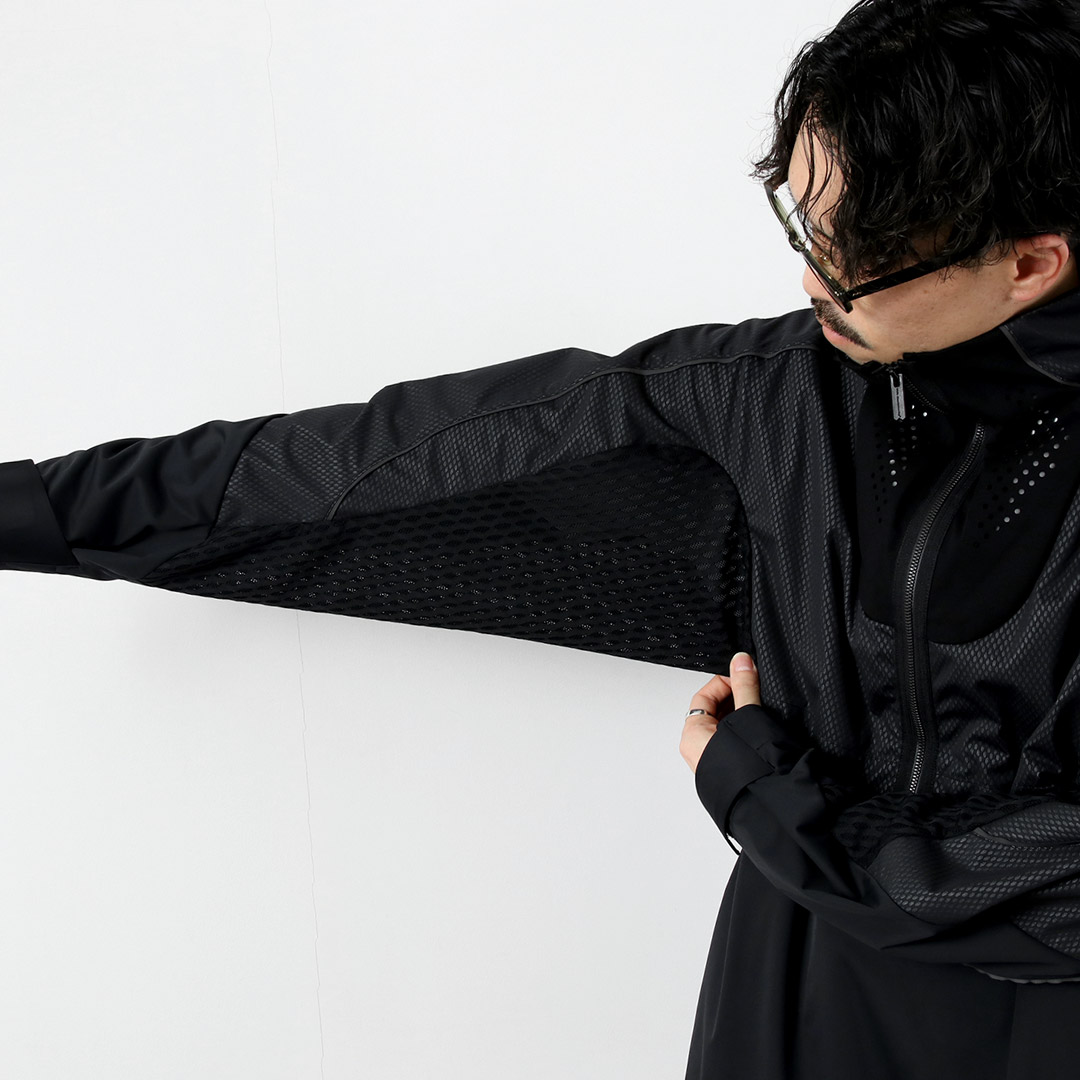 WHITE MOUNTAINEERING（ホワイトマウンテニアリング） ウインドストッパー プルオーバー アウター / メンズ 防風 透湿 耐水 GORE-TEX WINDSTOPPER | White Mountaineering BLK | 09