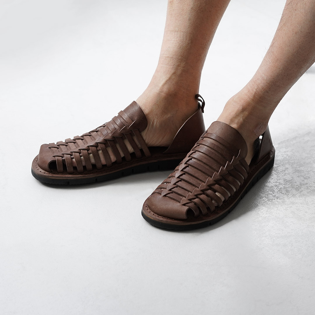 L' ANGOLO DEL CUOIO L'ANGOLO DEL CUOIO（ランゴロデルクオイオ