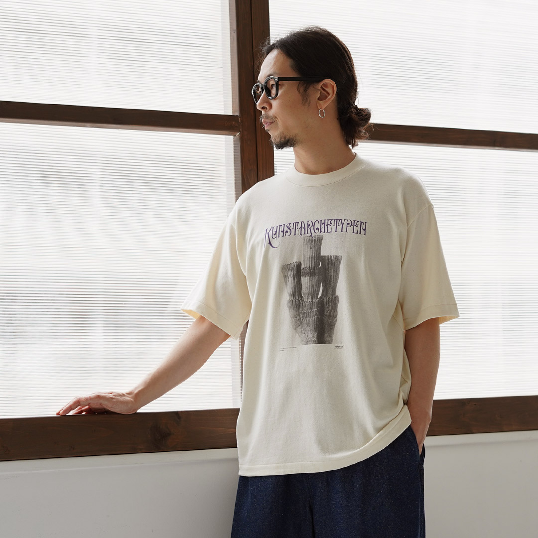 UNDYED（アンダイド） カール・ブロスフェルト プリントTシャツ 日本製 / メンズ 半袖 | UNDYED | 04