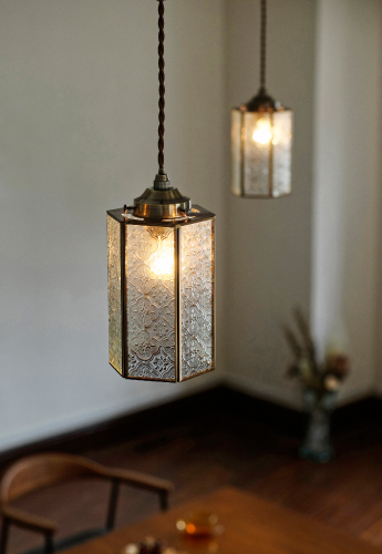 【六角形ガラス×アイアン】ヴィンテージペンダントライト｜泡入りガラス照明 INTERFORM（インターフォルム） 照明 ペンダントライト ガラス 北欧