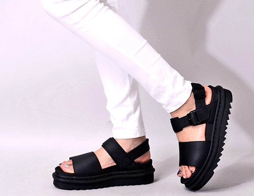 Dr.Martens ドクターマーチン サンダル 厚底 レディース ユニセックス ブランド カジュアル レザー ヴォス VOSS STRAP  SANDAL ストラップサンダル 23802001