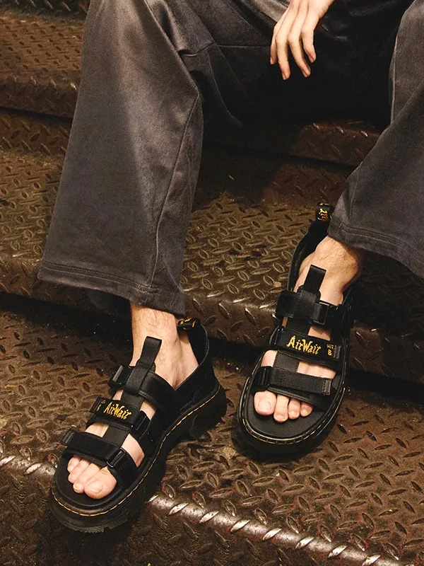 Dr.Martens（ドクターマーチン） サンダル メンズ レディース 厚底