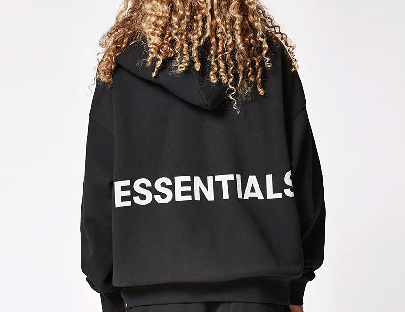 Fear of God スウェット パーカー FOG ESSENTIALS F.O.G フィア オブ ゴッド フィアオブゴッド エフオージー  エッセンシャルズ Graphic Pullover Hoodie 504987