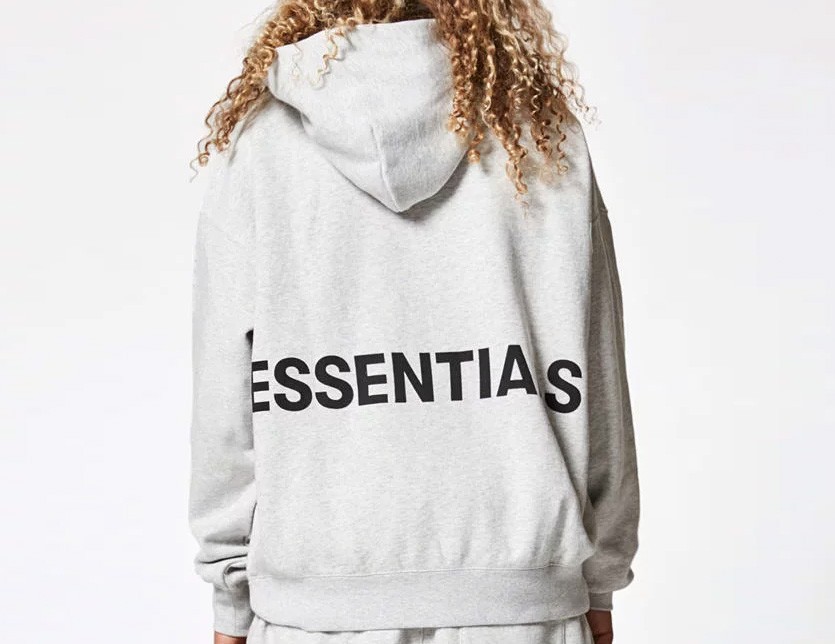 エッセンシャルズ FOG ESSENTIALS リアロゴ パーカー#e+