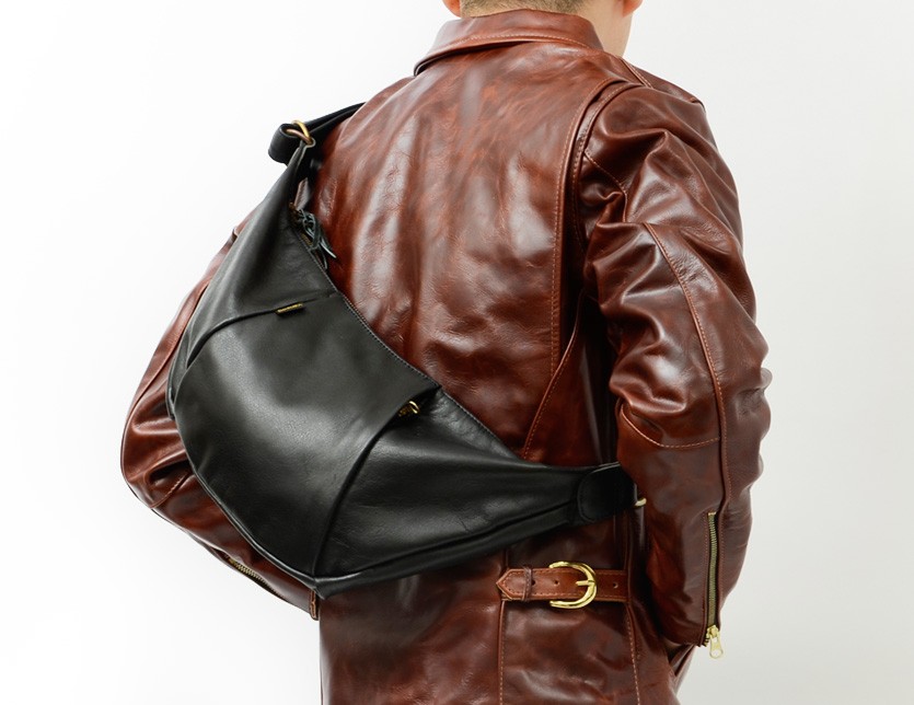VANSON バンソン バッグ ショルダーバッグ バナナバッグ 本革