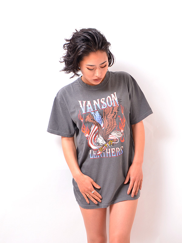 VANSON[バンソン] ヘビーウェイトナイロンツイル製ボディにタップリ