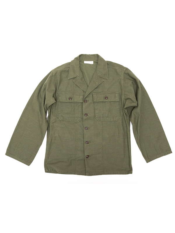 FAR EAST MANUFACTURINGオリーブ 新品同様　resolute RESOLUTE（リゾルト） FAR EAST MANUFACTURING シャツ