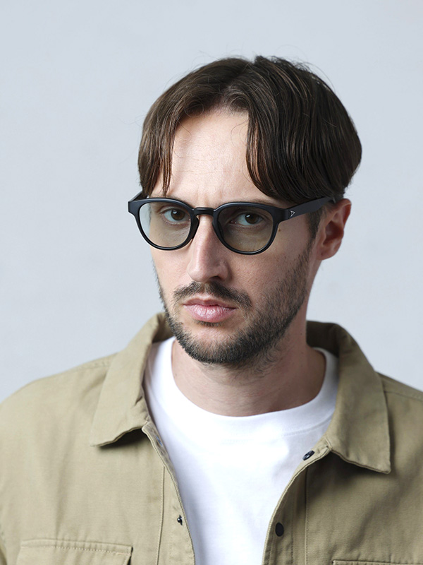 TYMER（タイマー） ELIOT サングラス 調光 ブランド 流行 UVカット