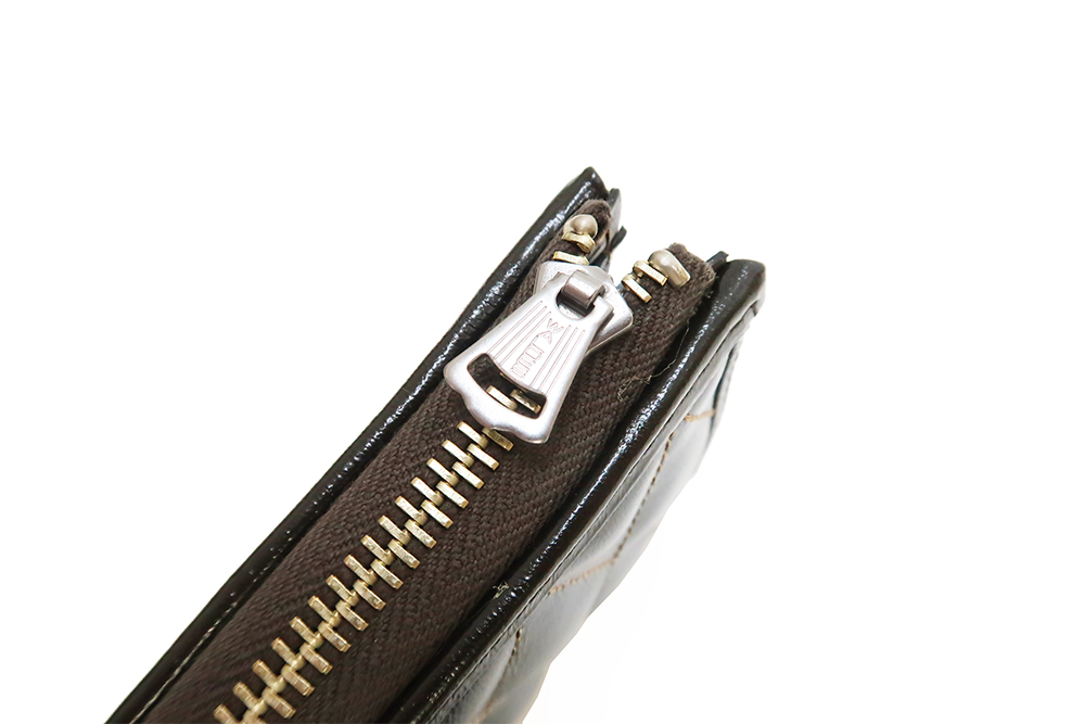 TOYS McCOY（トイズマッコイ） レザーキルティング ショートウォレット