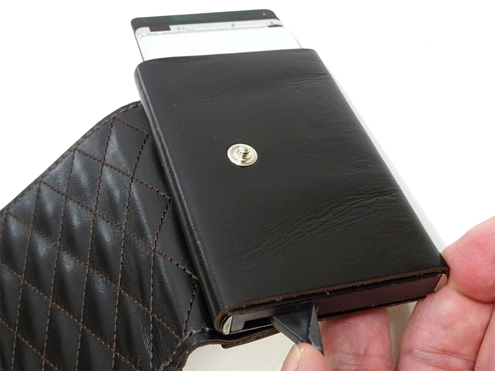 TOYS McCOY（トイズマッコイ） キルトレザー スマートウォレット